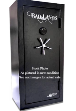 Dakota Safes - Bad Lands - BL5928 - 24 Gun Capacity Safe